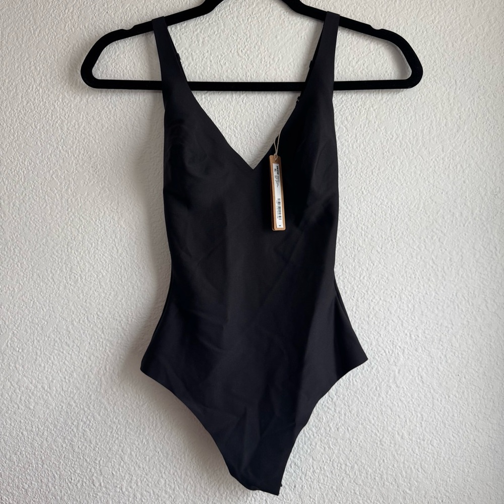 SKIMS Body Plunge Bodysuit - Onyx (S) NWT